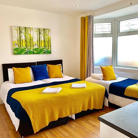 London Studio Apartments, Private Bathrooms And Parking Ilford Zewnętrze zdjęcie