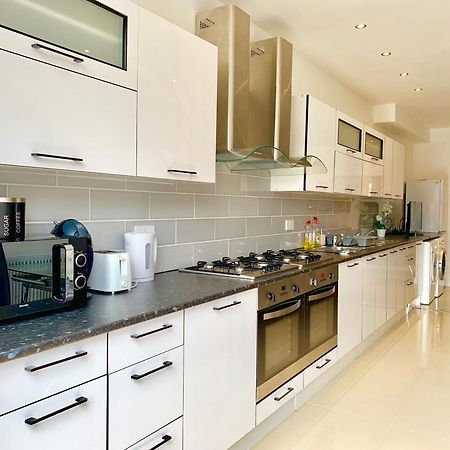 London Studio Apartments, Private Bathrooms And Parking Ilford Zewnętrze zdjęcie