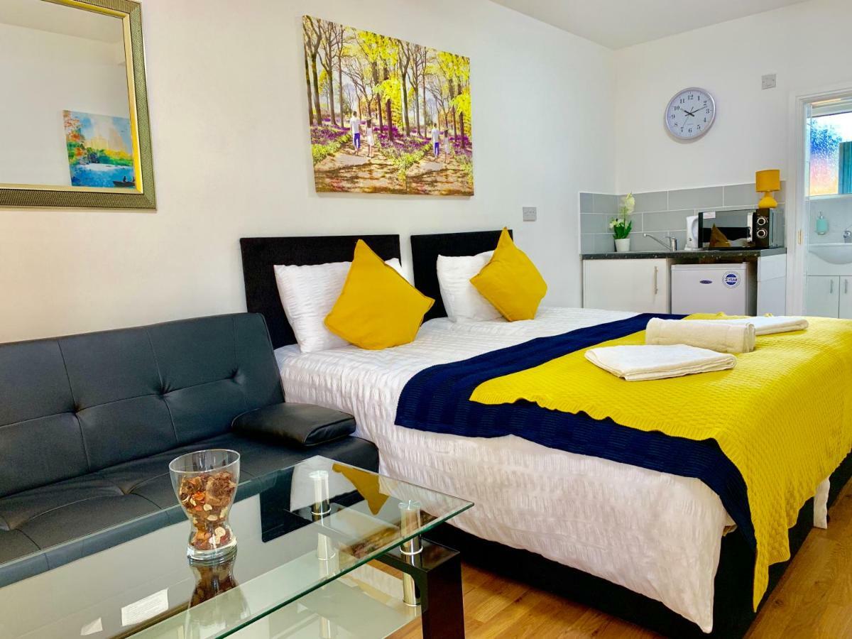 London Studio Apartments, Private Bathrooms And Parking Ilford Zewnętrze zdjęcie