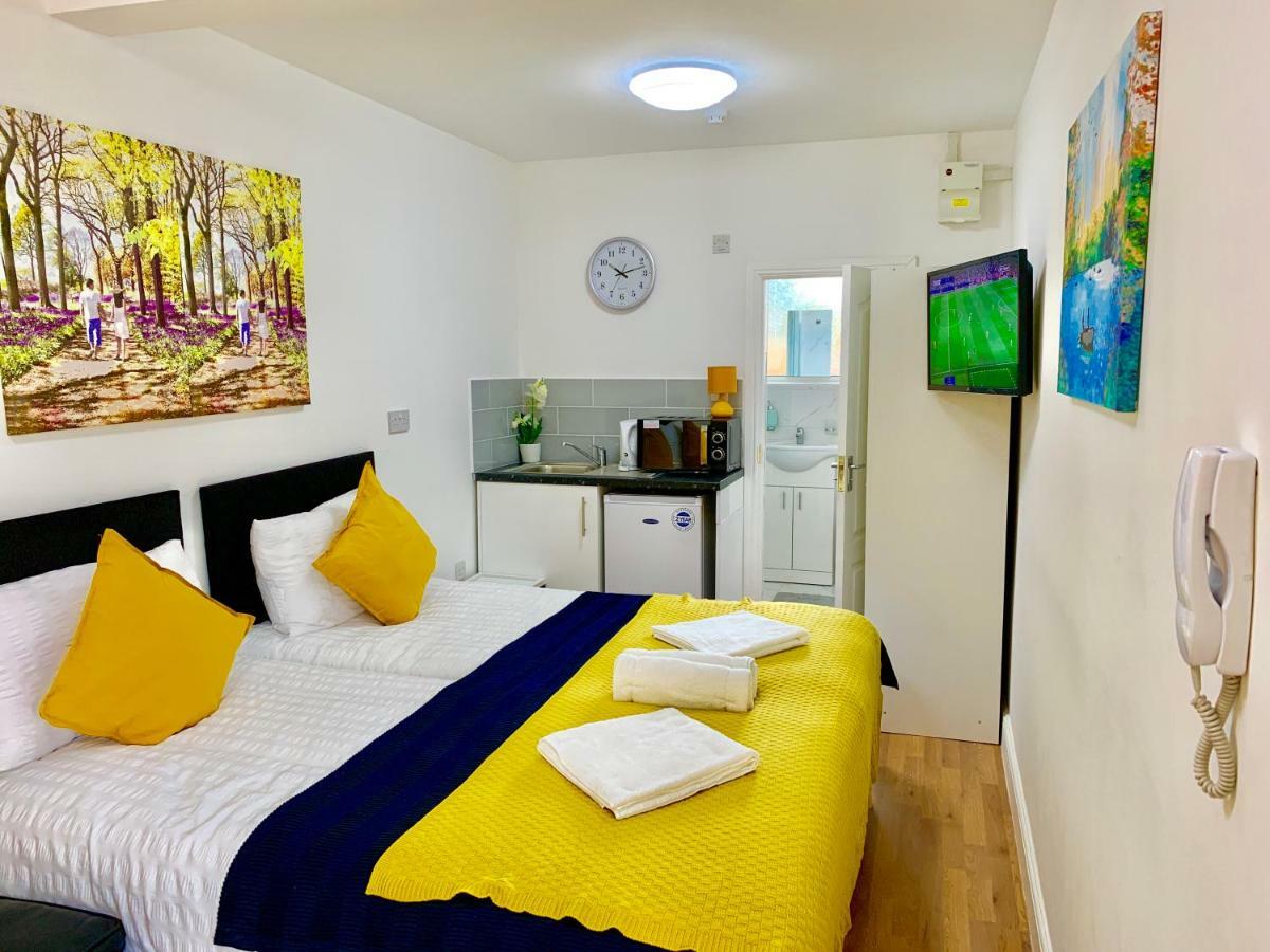 London Studio Apartments, Private Bathrooms And Parking Ilford Zewnętrze zdjęcie
