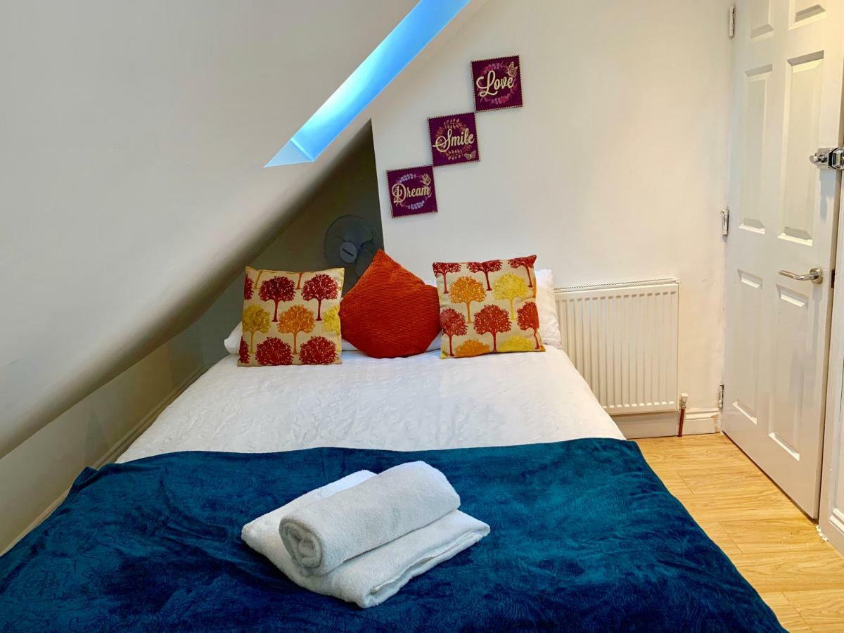 London Studio Apartments, Private Bathrooms And Parking Ilford Zewnętrze zdjęcie