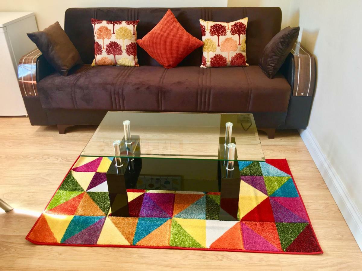 London Studio Apartments, Private Bathrooms And Parking Ilford Zewnętrze zdjęcie