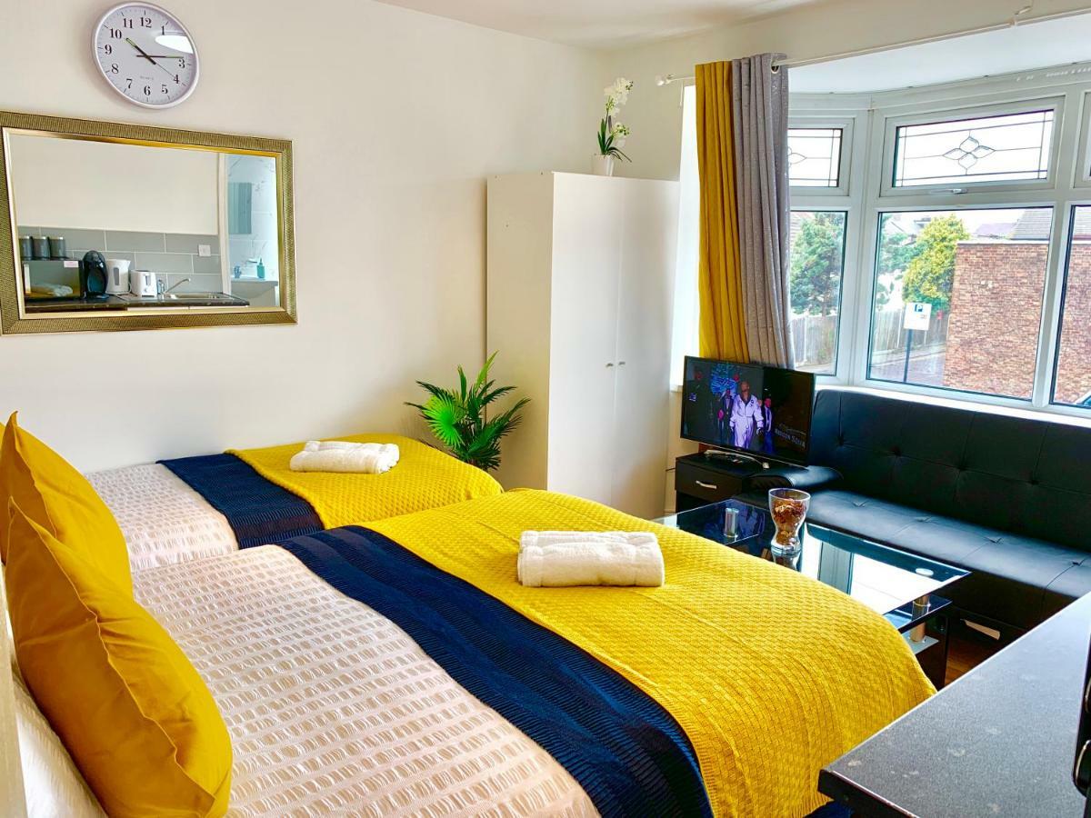 London Studio Apartments, Private Bathrooms And Parking Ilford Zewnętrze zdjęcie