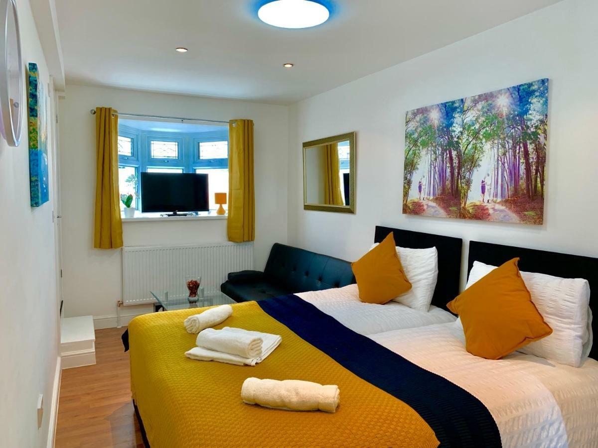 London Studio Apartments, Private Bathrooms And Parking Ilford Zewnętrze zdjęcie